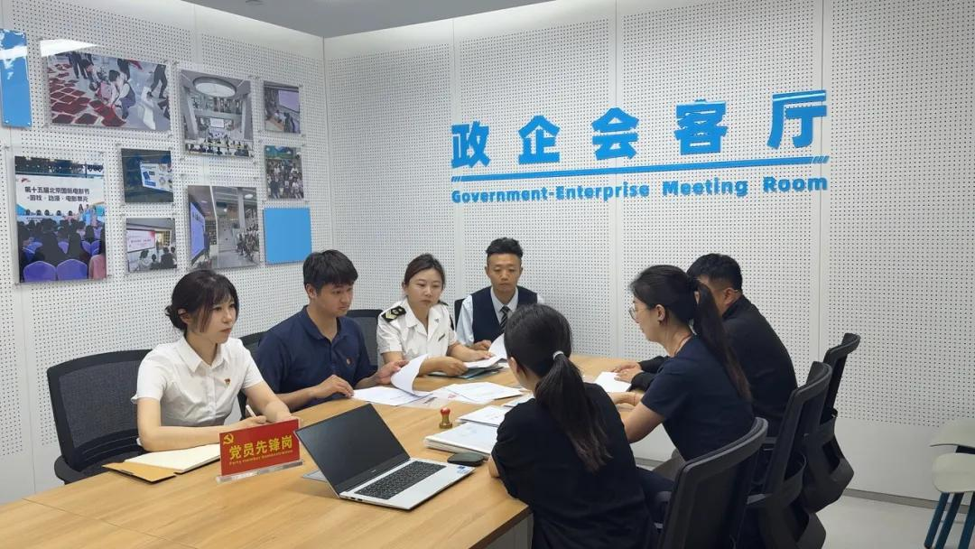 图片1 图片1
